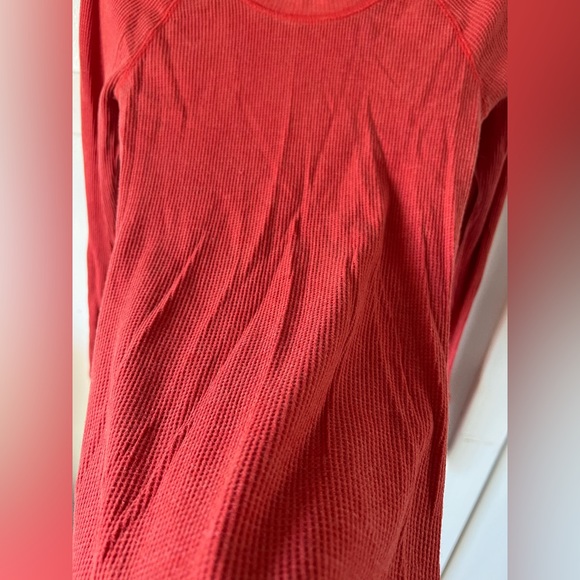 EUC Mossimo women’s small fitted thermal orange shirt flattering top worn twice - Picture 3 of 13